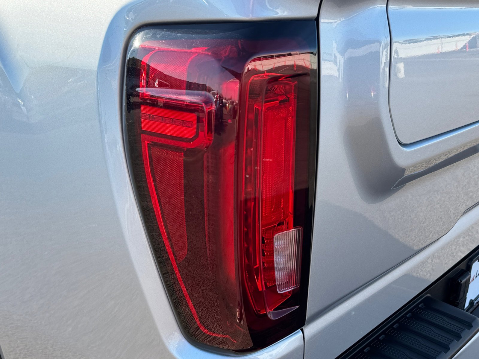 Used 2022 GMC Sierra 3500 Denali w/ Denali Ultimate Package image 26