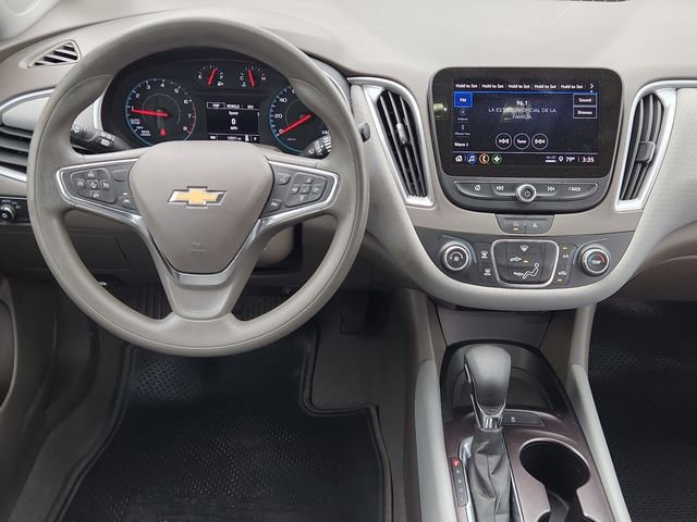 Used 2023 Chevrolet Malibu LS image 25