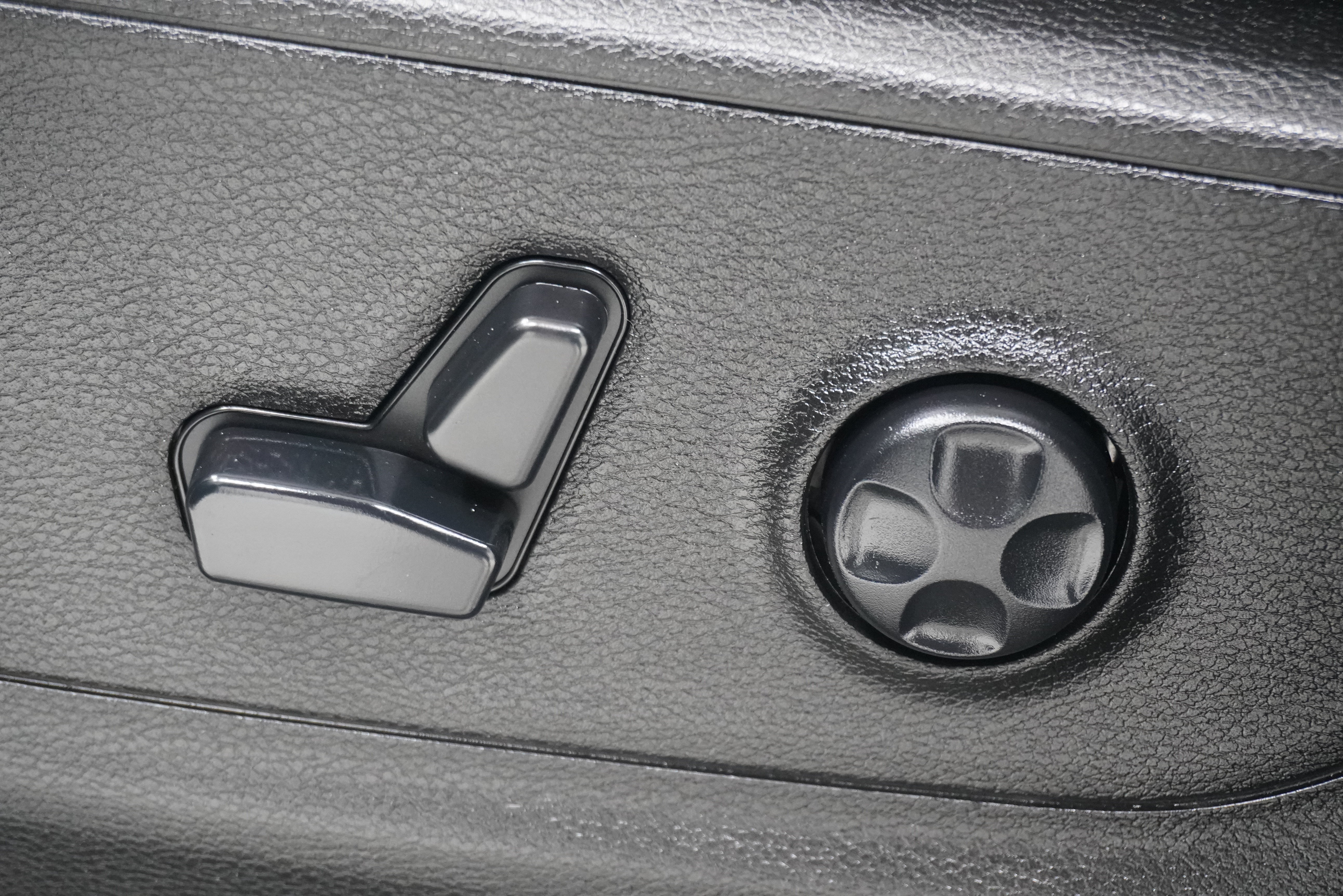 Used 2019 RAM 1500 Big Horn AWD/4WD image 15