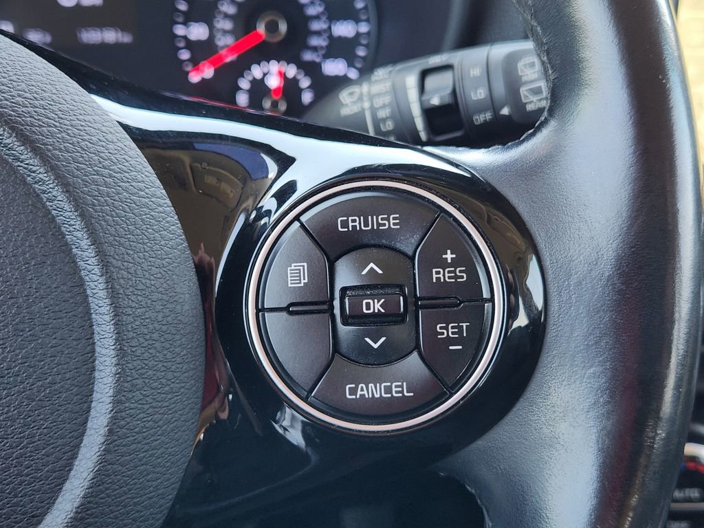 Used 2020 Kia Soul EX w/ Option Group 015 FWD image 31