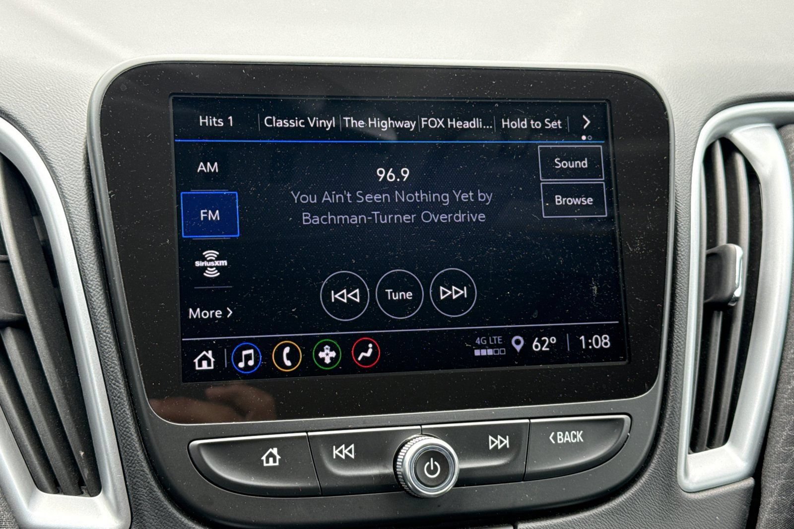 Used 2023 Chevrolet Malibu LT FWD image 26