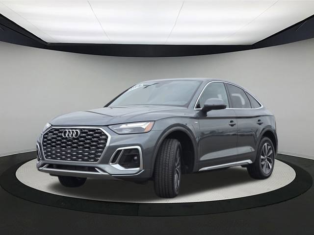 Certified 2022 Audi Q5 2.0T Premium w/ Convenience Package image 3