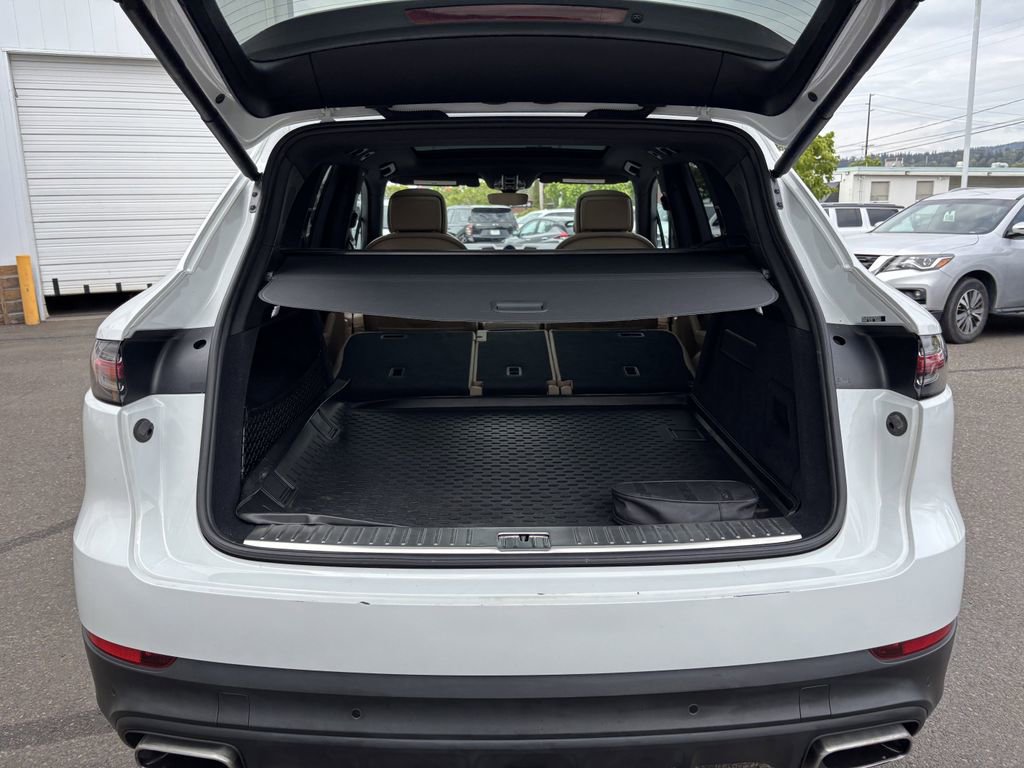 Used 2019 Porsche Cayenne AWD/4WD image 26
