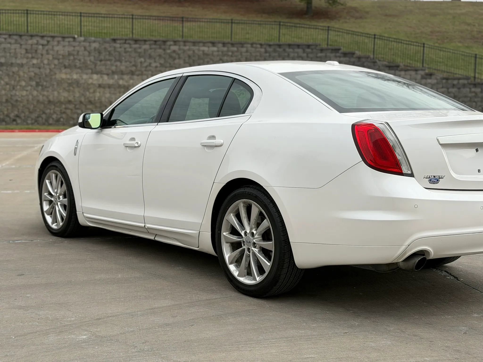 Used 2011 Lincoln MKS AWD w/ 201A Rapid Spec Order Code image 5