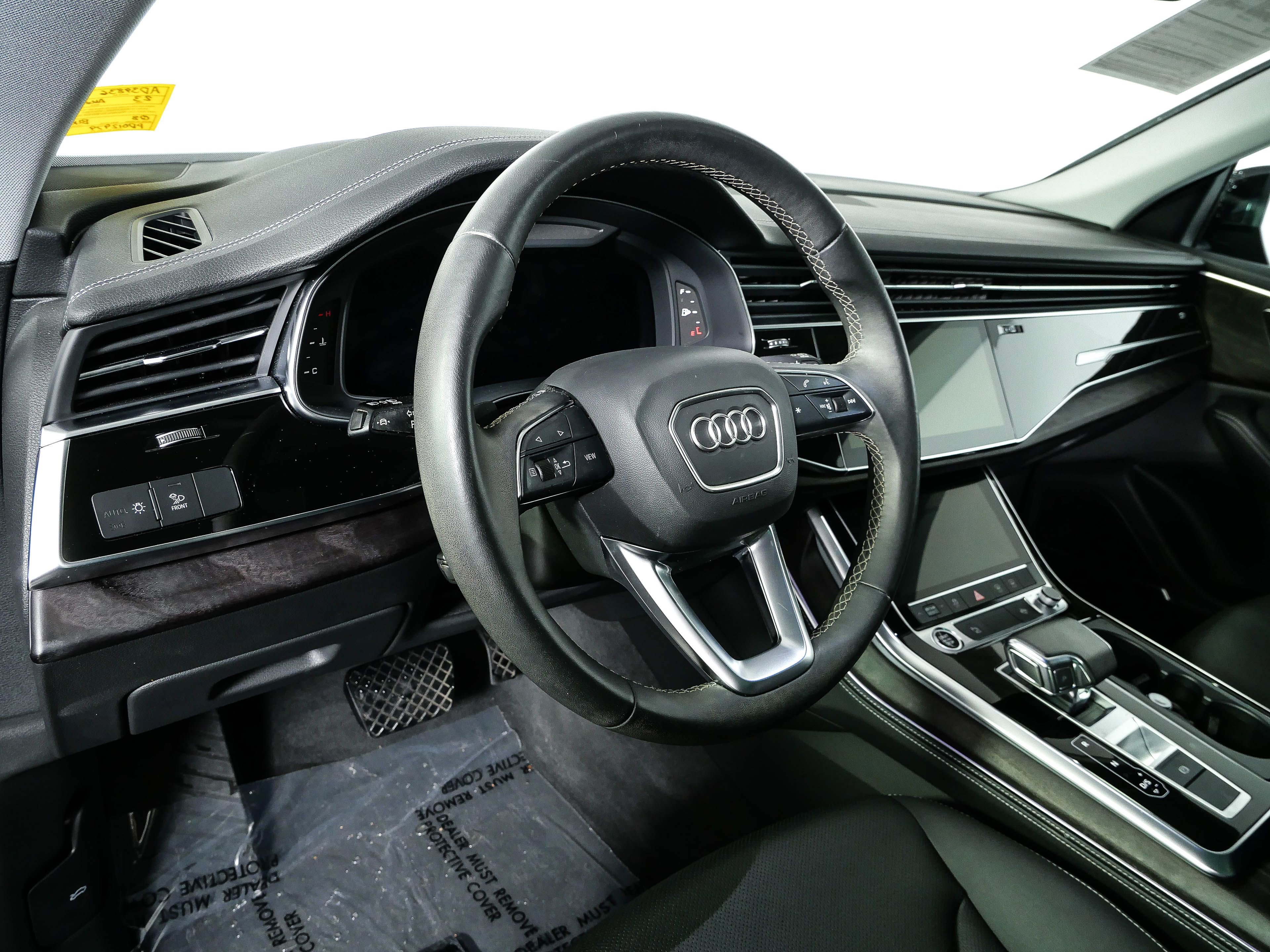 Used 2023 Audi Q8 Premium Plus w/ Premium Plus Package AWD/4WD image 4