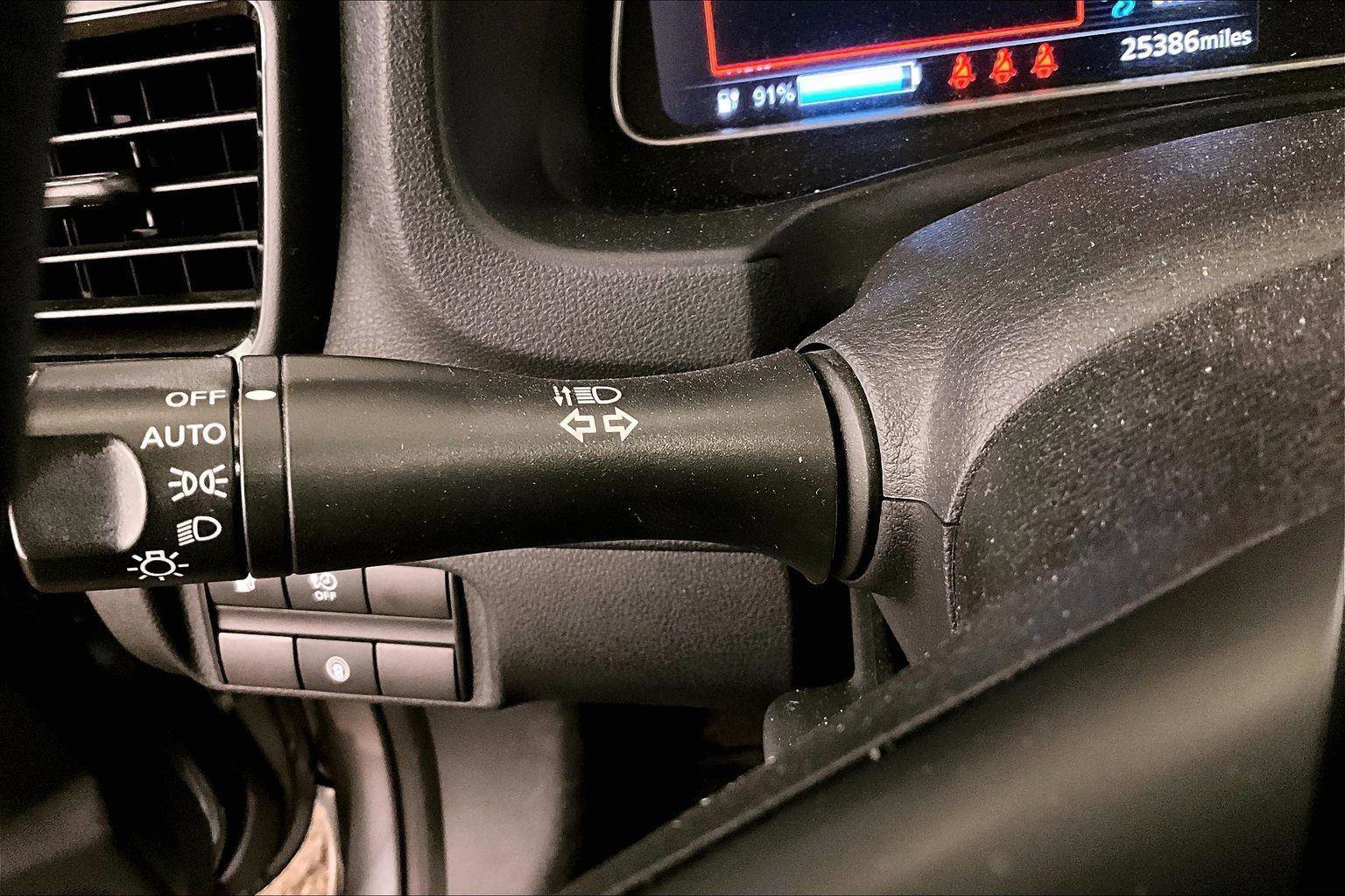 Used 2022 Nissan Leaf S image 30