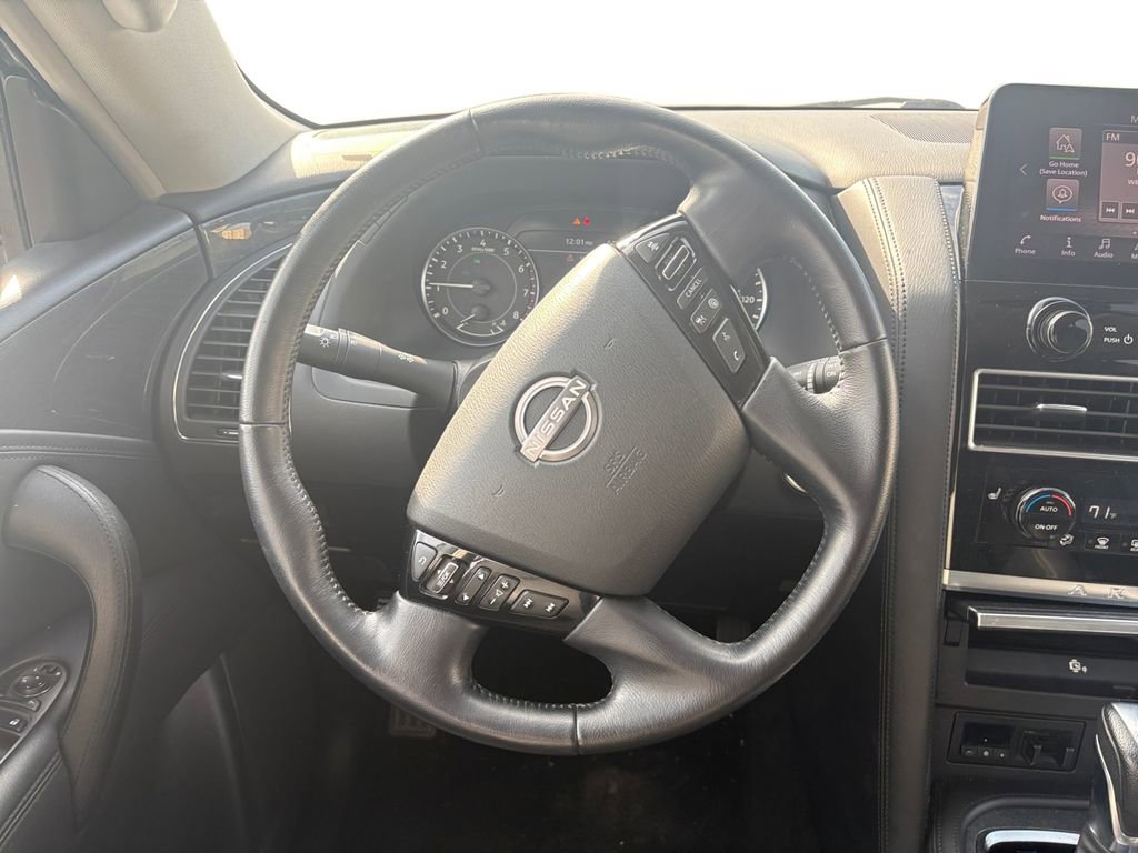 Used 2024 Nissan Armada SV image 12