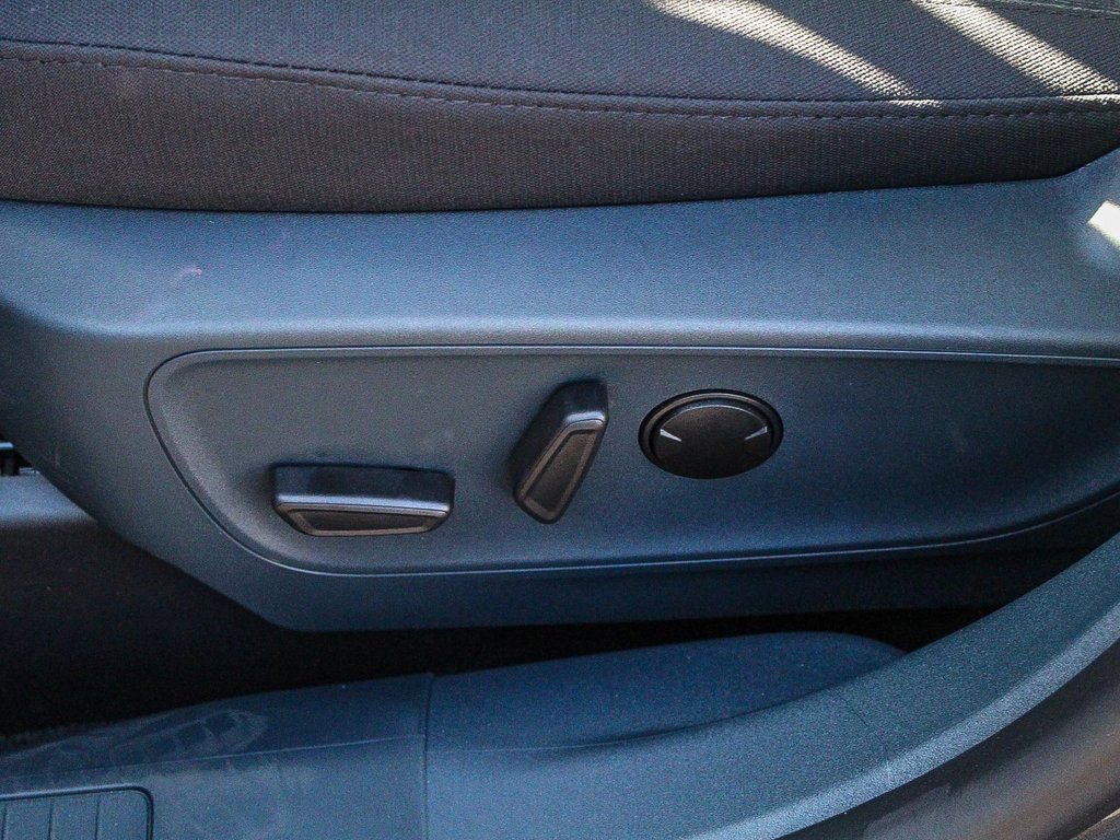 New 2025 Ford Maverick XLT w/ XLT Luxury Package image 23