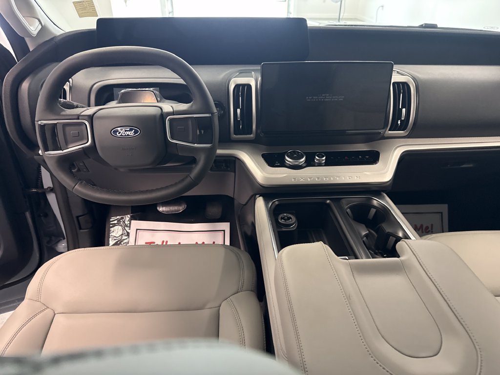New 2027 Ford Expedition Max Active RWD image 17