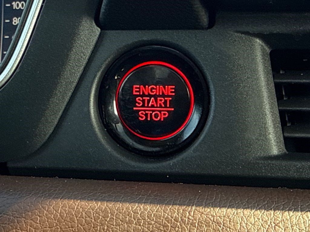 Certified 2023 Honda Pilot Elite image 29