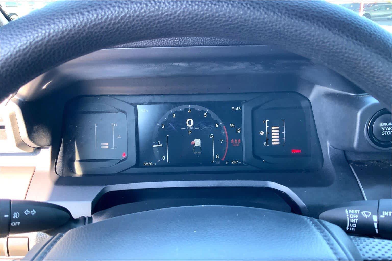 Used 2025 Toyota Tacoma SR5 AWD/4WD image 26