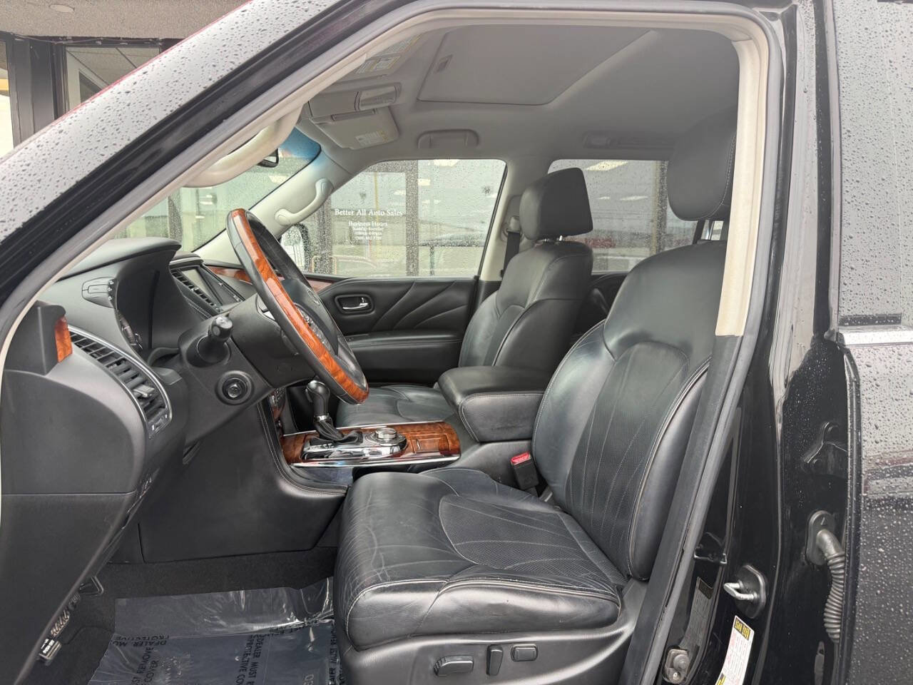 Used 2017 INFINITI QX80 4WD w/ Deluxe Technology Package image 10