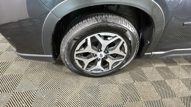 Used 2019 Subaru Forester Premium AWD/4WD image 9