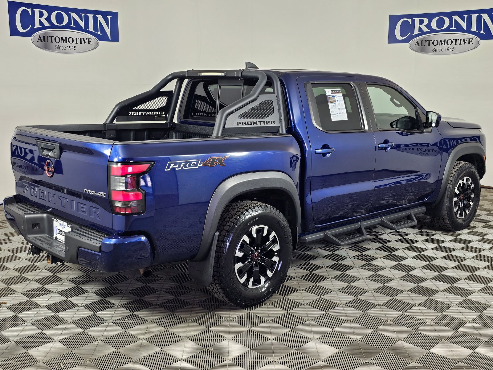Used 2022 Nissan Frontier PRO-4X w/ Technology Package AWD/4WD image 32