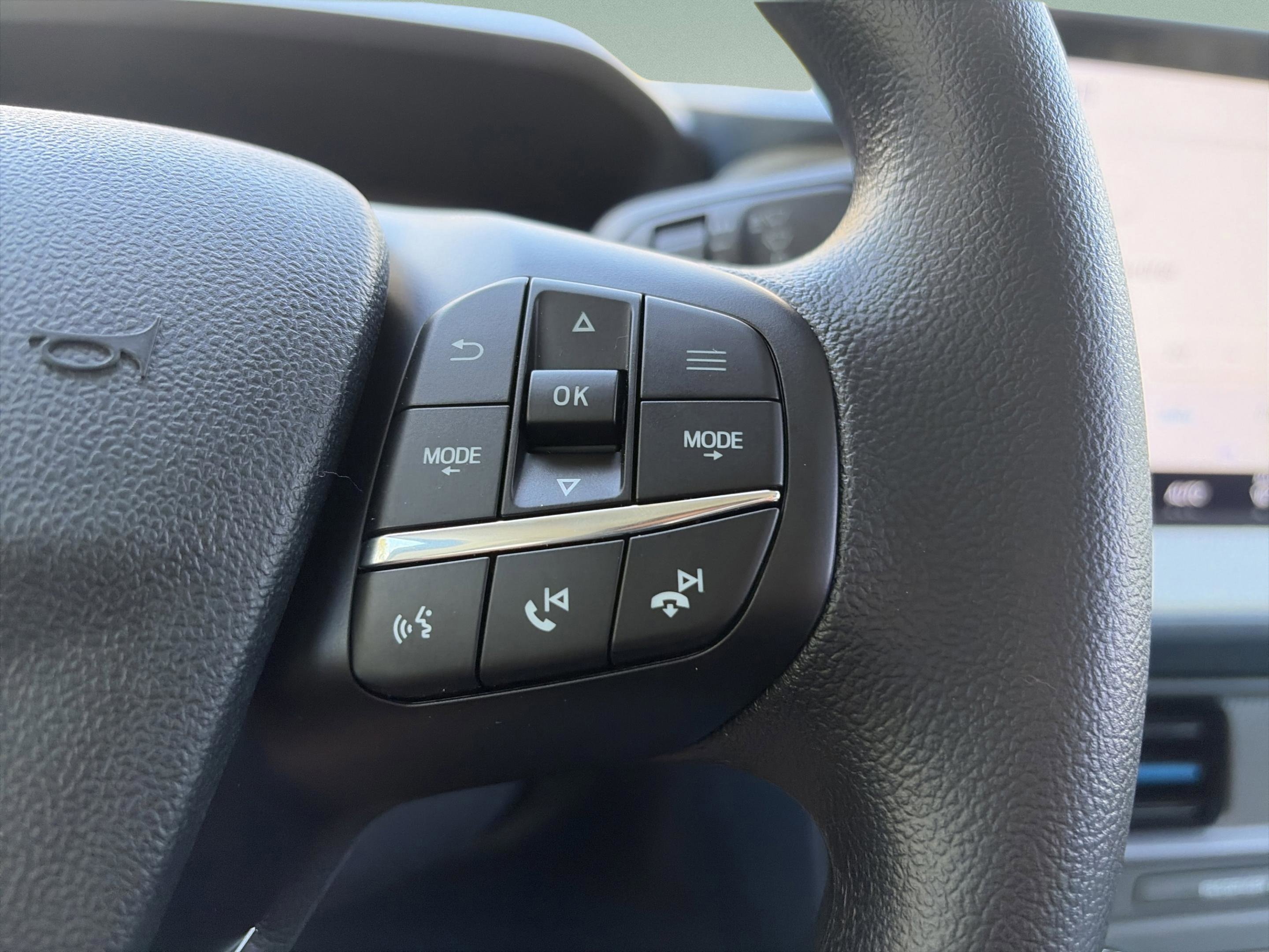 New 2026 Ford Maverick XLT image 30