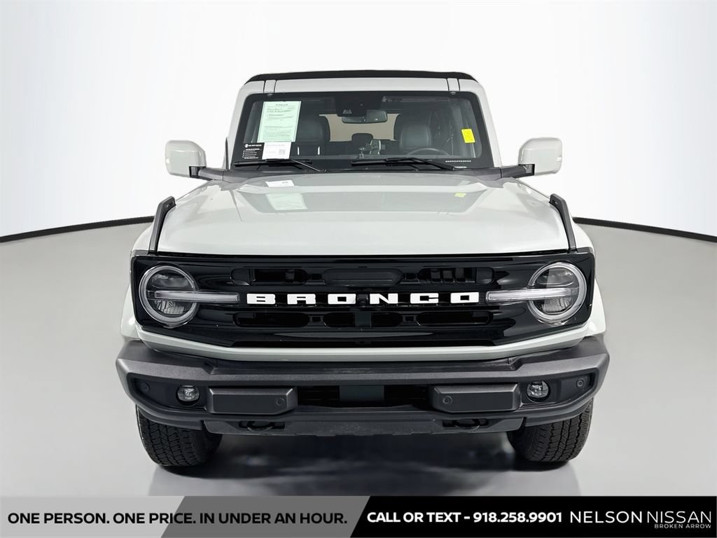 Used 2023 Ford Bronco Outer Banks AWD/4WD image 2