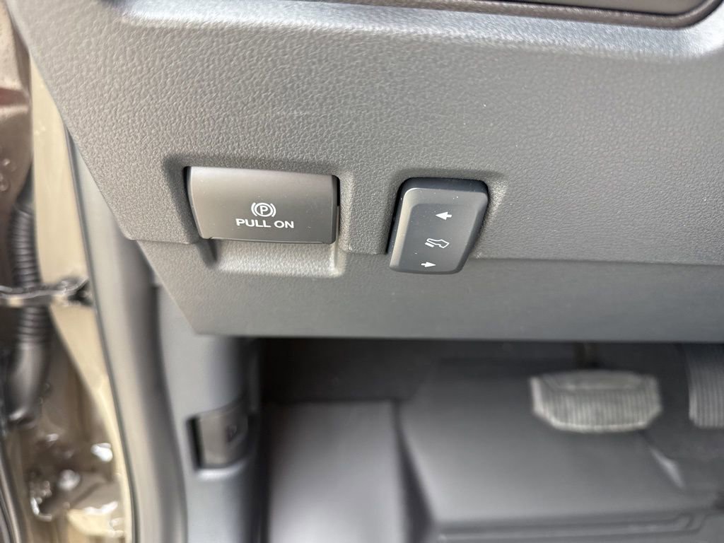 New 2026 Ford F250 Lariat w/ Chrome Package image 12