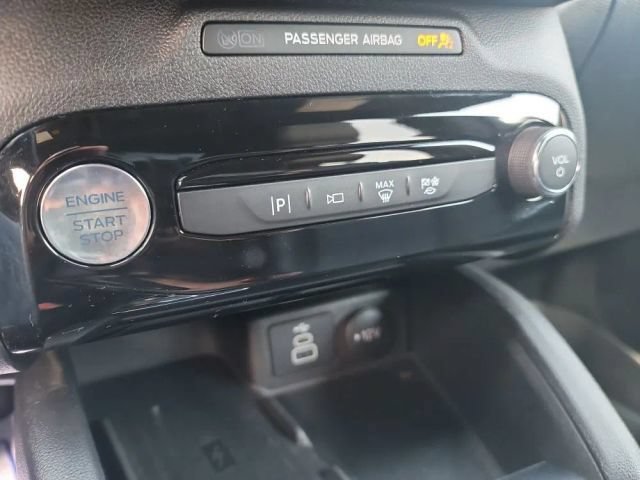 Used 2025 Ford Escape ST-Line Elite w/ Premium Technology Package AWD/4WD image 29