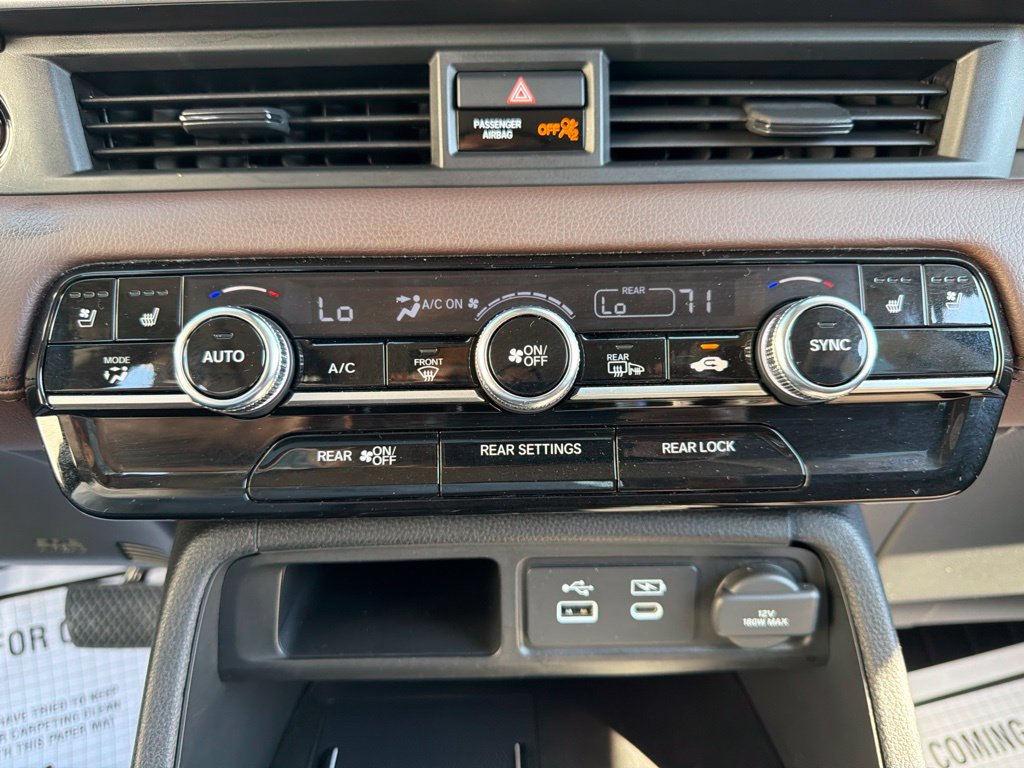 Used 2025 Honda Pilot Elite image 37