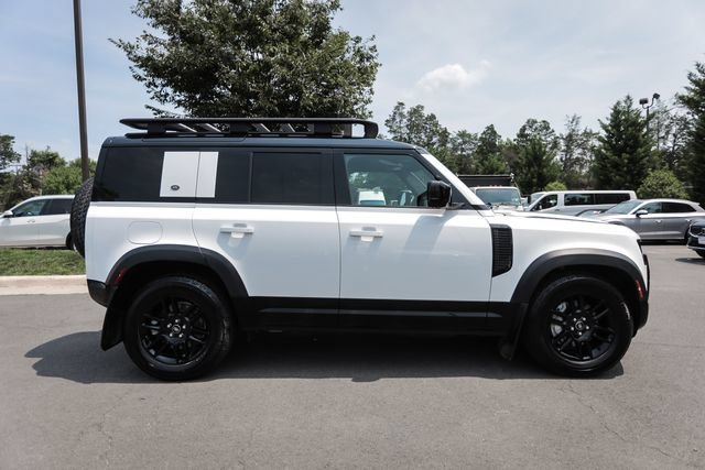 Used 2022 Land Rover Defender 110 X-Dynamic SE AWD/4WD image 8