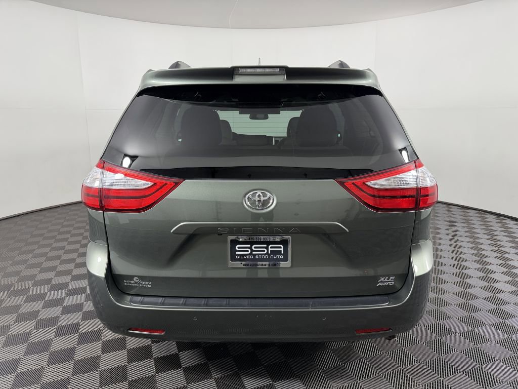 Used 2018 Toyota Sienna XLE Premium w/ Protection Package AWD/4WD image 9