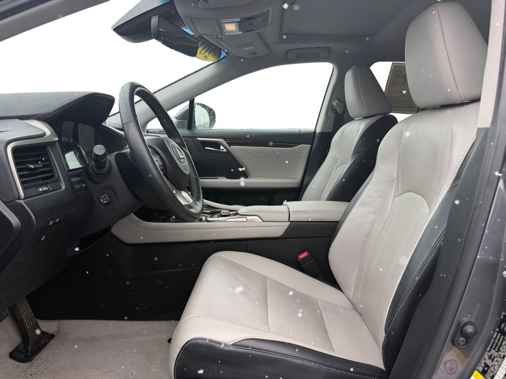 Used 2018 Lexus RX 350 w/ Premium Package image 10