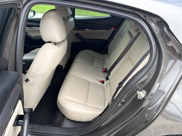 Used 2019 MAZDA MAZDA3 AWD Hatchback w/ Preferred Pkg image 10