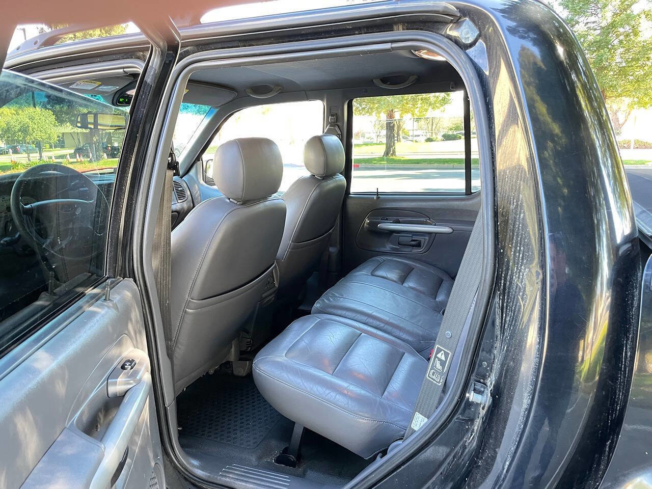 Used 2002 Ford Explorer Sport Trac 4x4 image 14