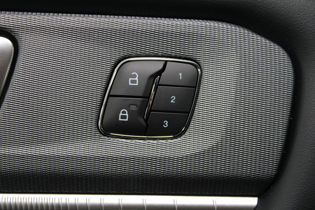 New 2026 Ford Explorer ST-Line w/ ST-Line Street Pack image 43