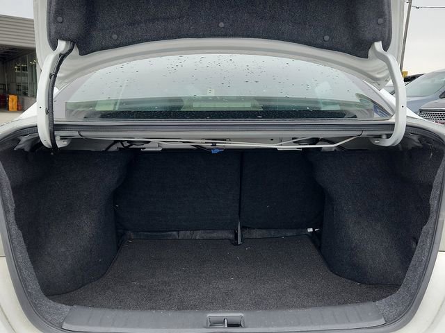 Used 2015 Nissan Sentra SV FWD image 21