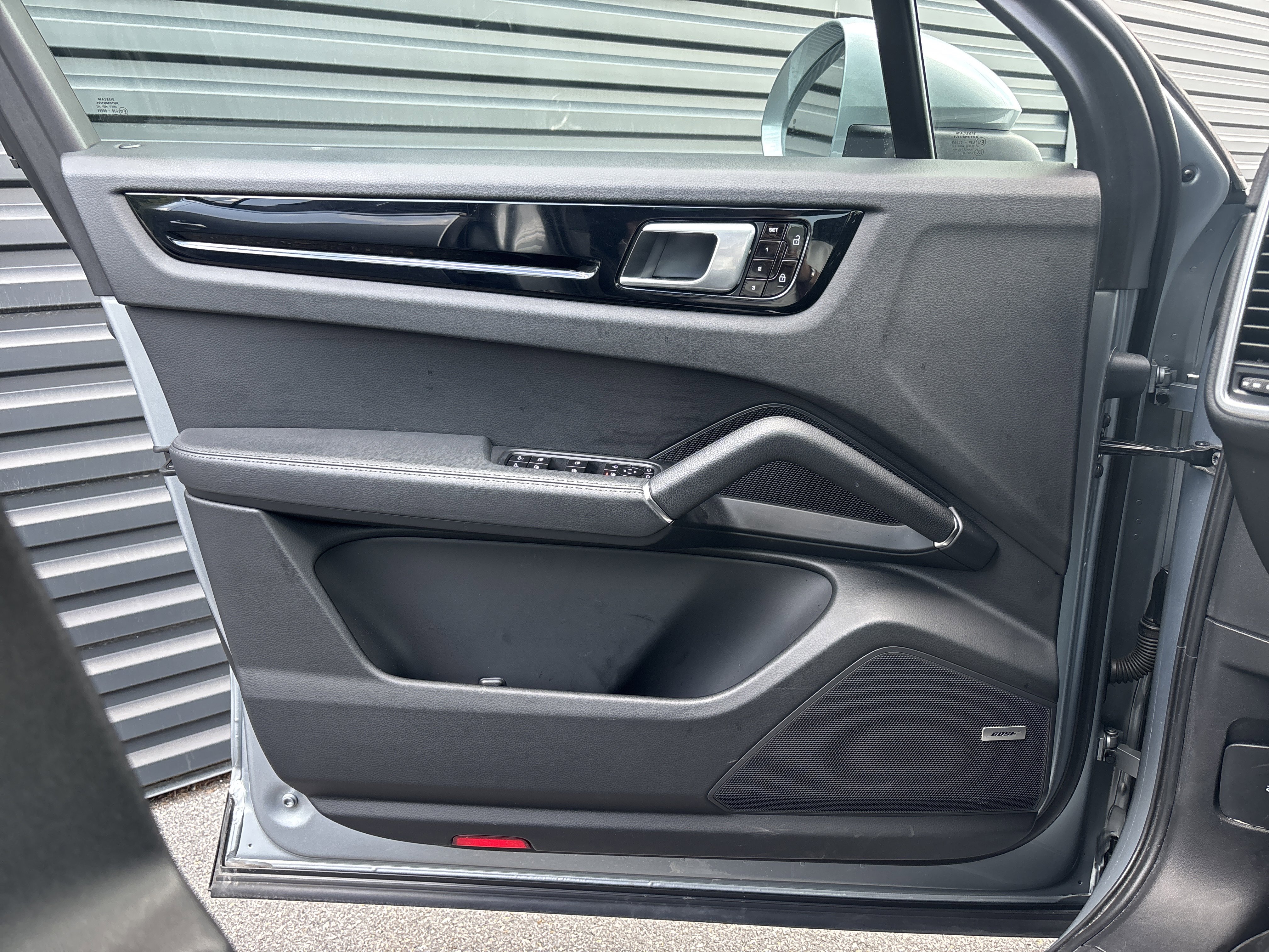 Certified 2021 Porsche Cayenne S image 14