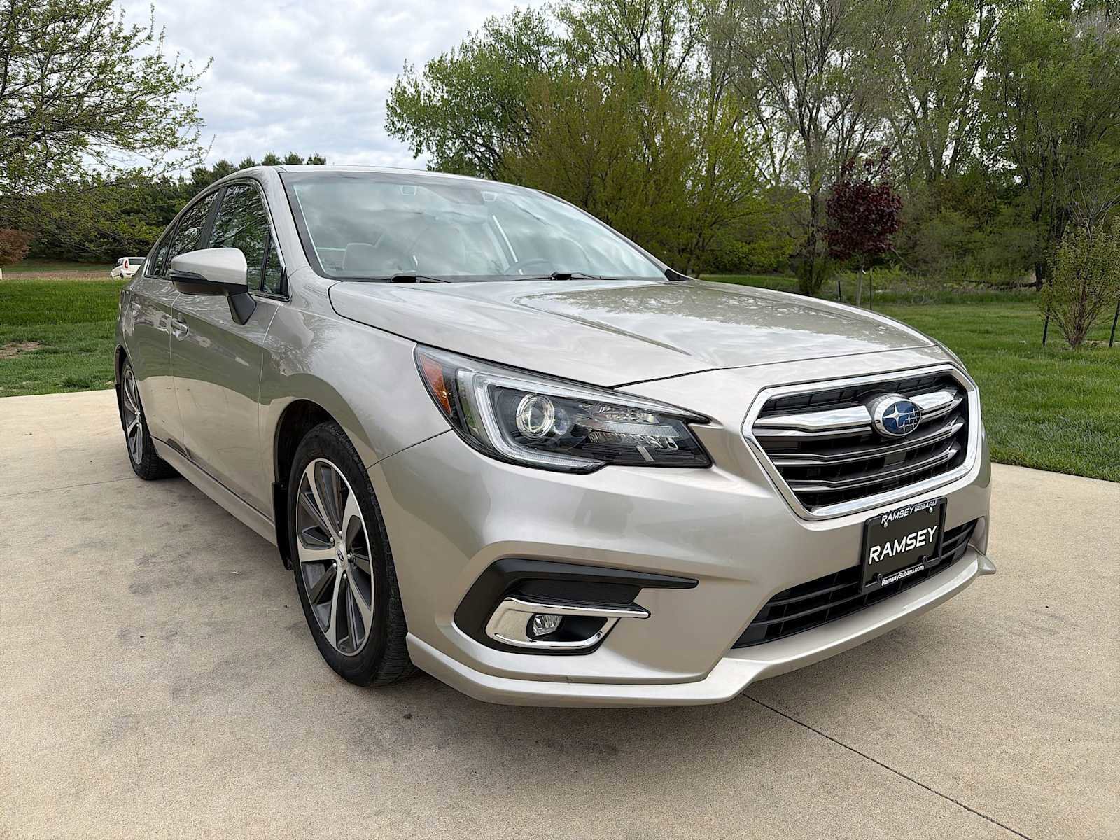 Used 2019 Subaru Legacy 2.5i Limited w/ Popular Package #2A AWD/4WD image 8
