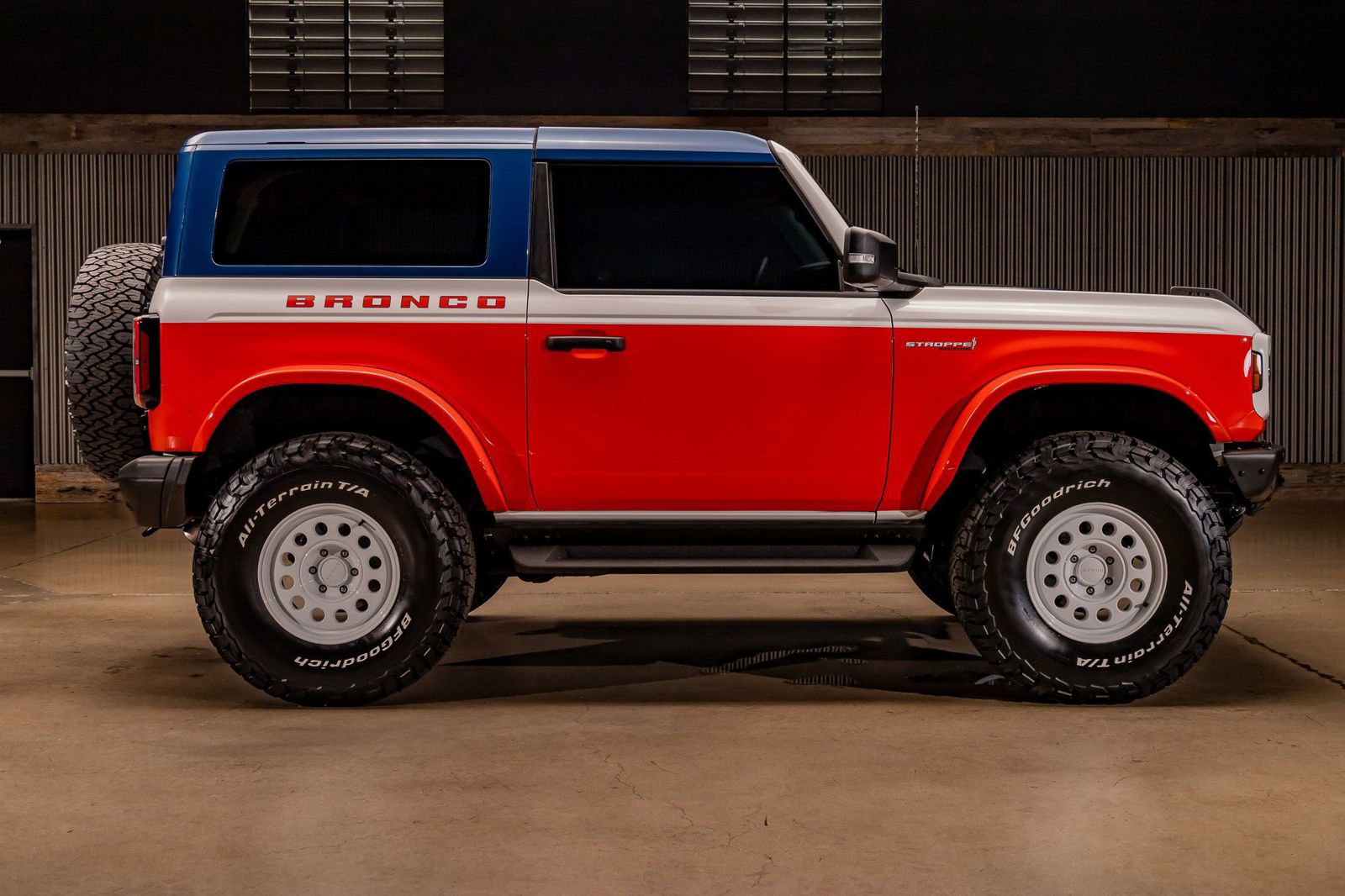 Used 2025 Ford Bronco Stroppe Edition image 10