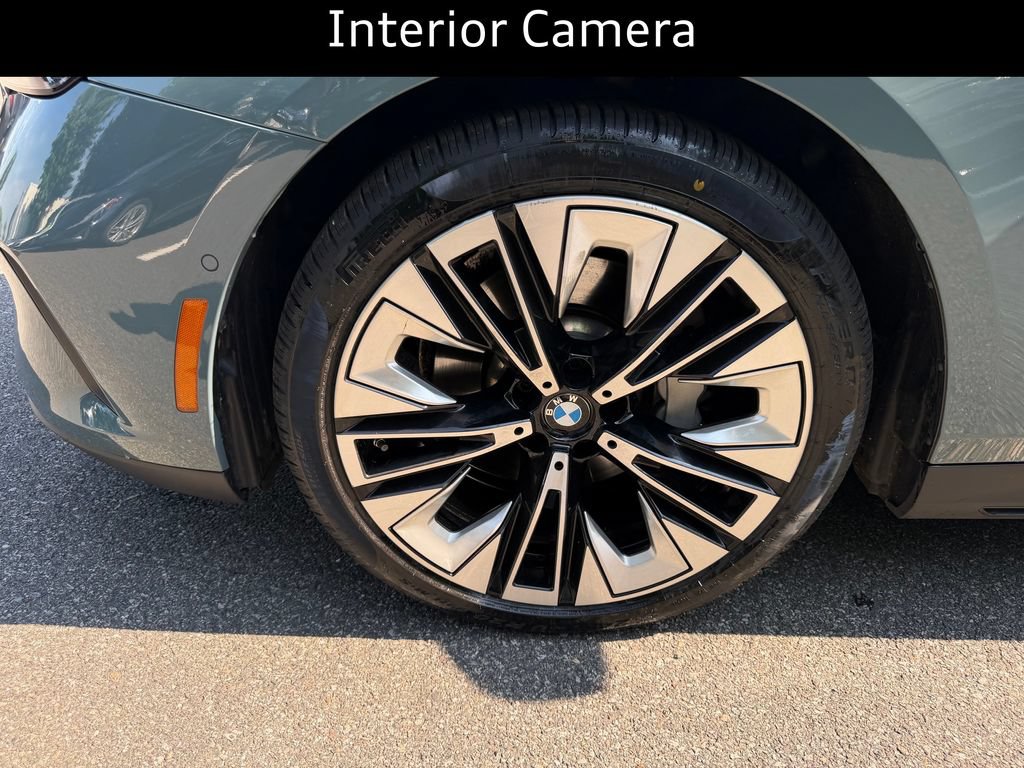Used 2024 BMW 530i xDrive w/ Premium Package AWD/4WD image 10