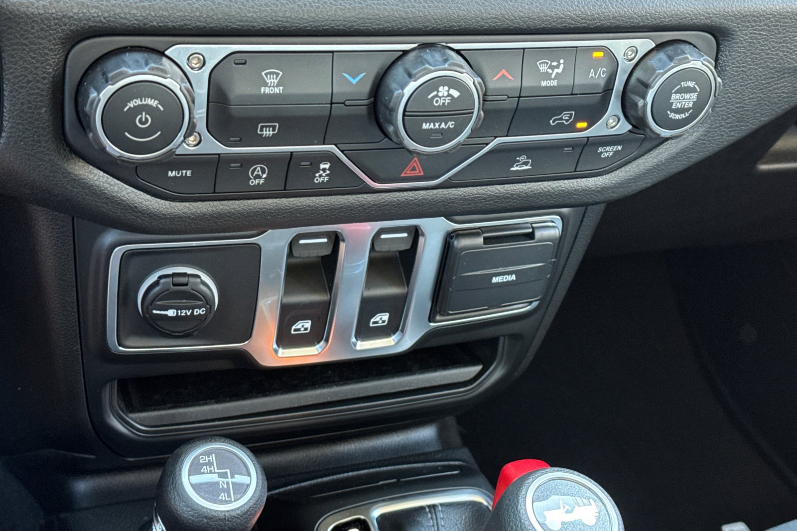 New 2026 Jeep Wrangler Sport AWD/4WD image 19