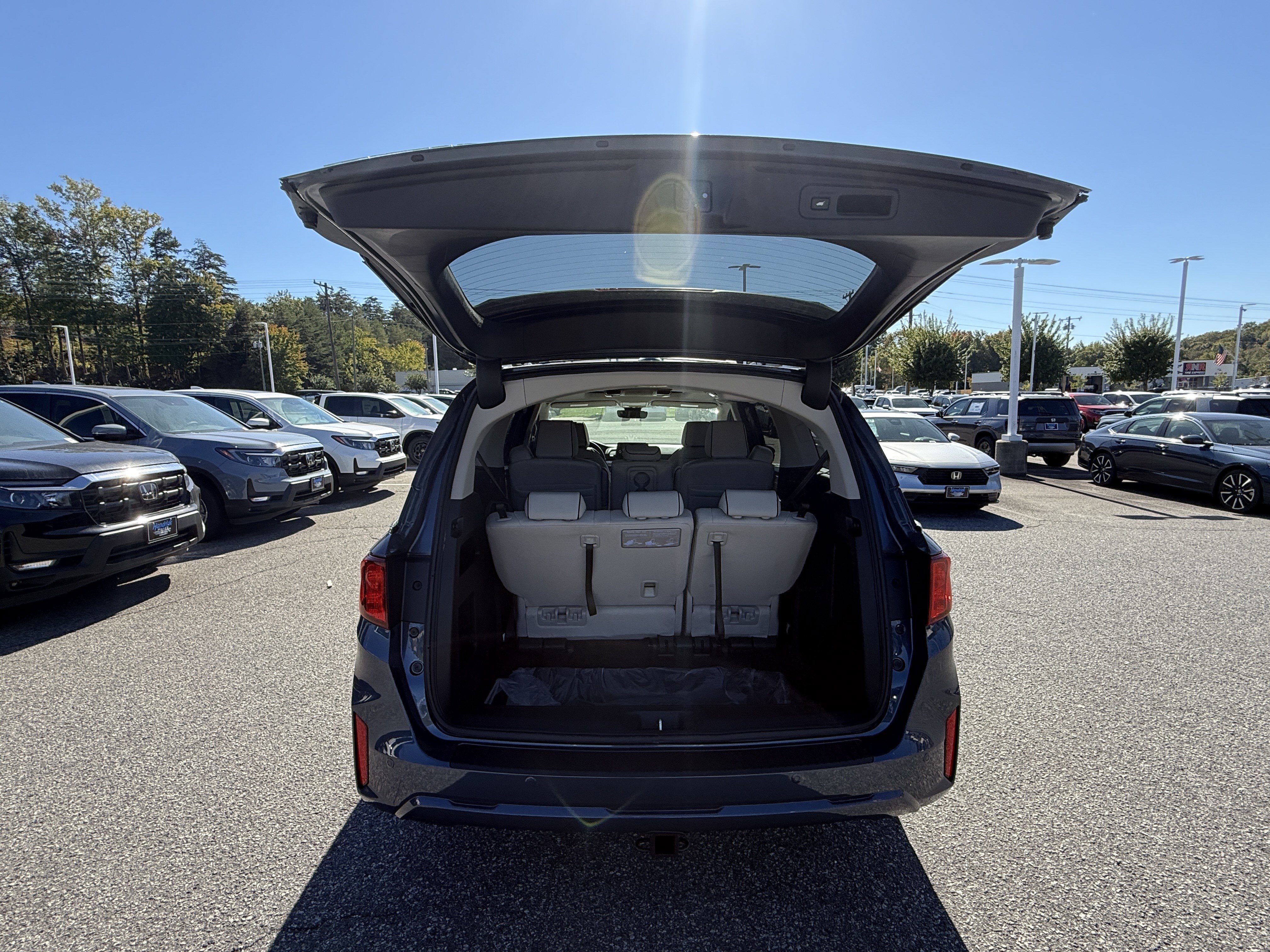New 2027 Honda Odyssey Touring image 34