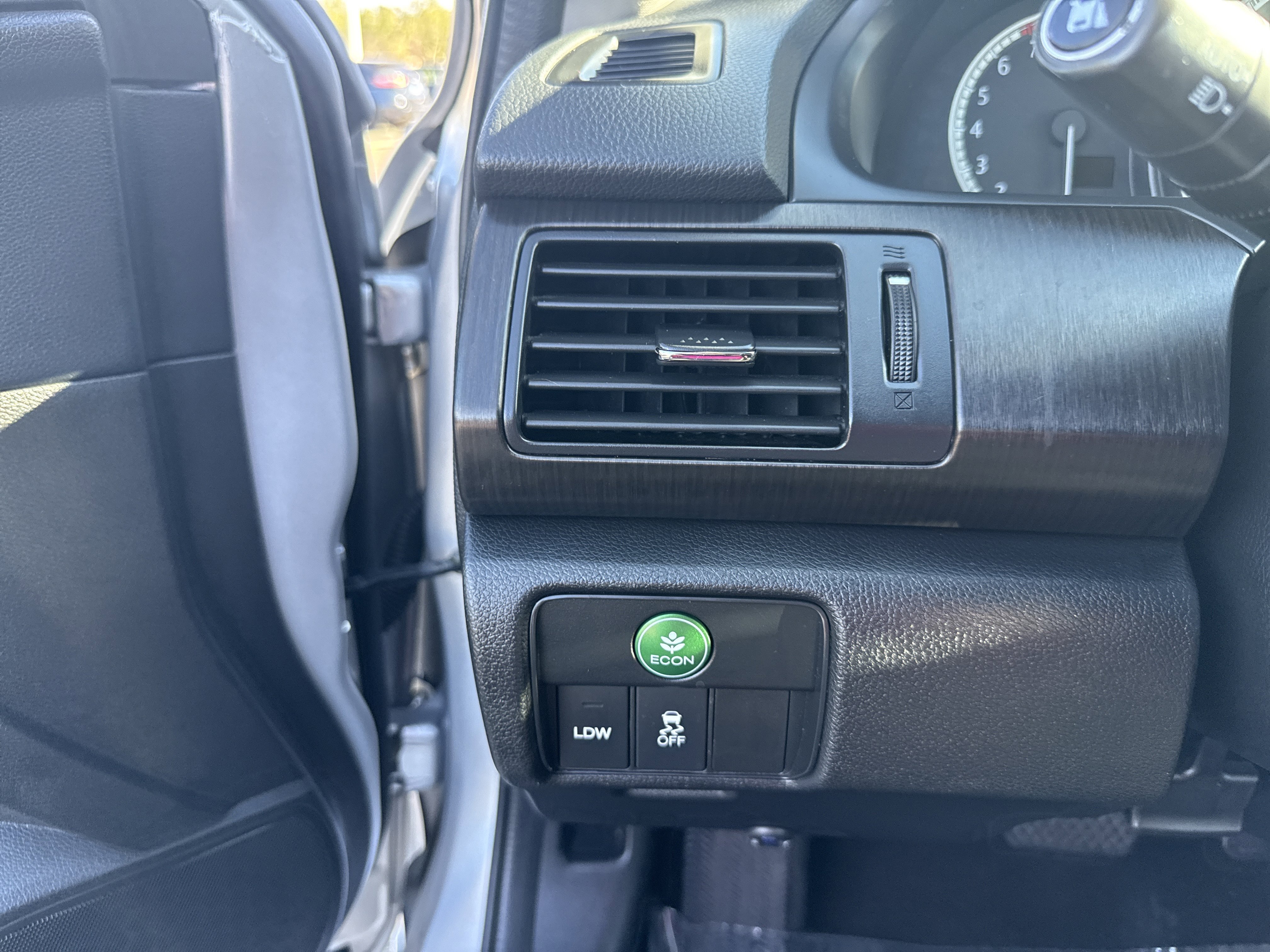 Used 2013 Honda Accord Touring image 21