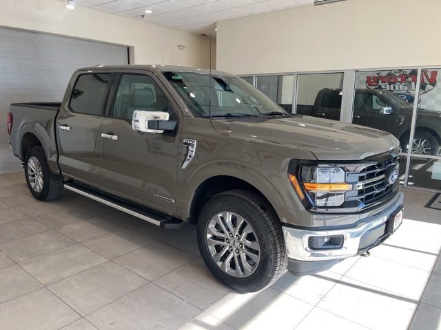 New 2025 Ford F150 XLT w/ Equipment Group 303A High image 4