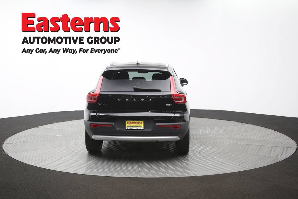 Used 2025 Volvo XC40 B5 Plus AWD/4WD image 38