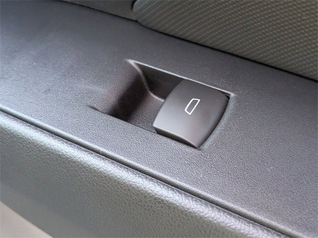 New 2026 Chevrolet Equinox EV LT image 35