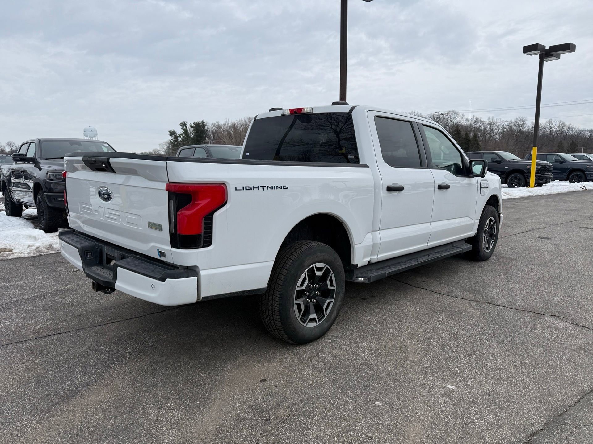 Used 2022 Ford F150 Lightning XLT w/ Tow Technology Package image 7
