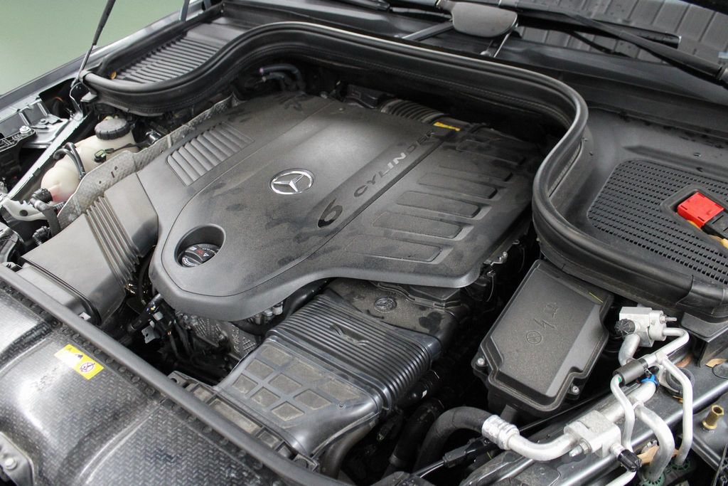 Used 2023 Mercedes-Benz GLS 450 4MATIC image 47