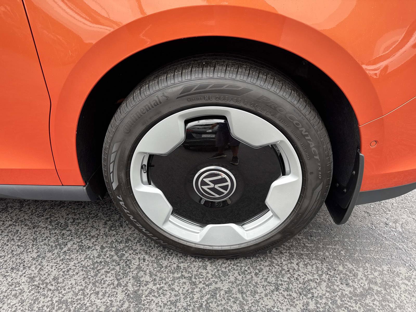 New 2025 Volkswagen ID. Buzz Pro S Plus image 6