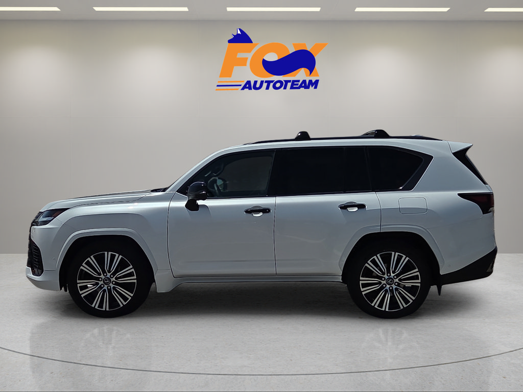 New 2026 Lexus LX 700h Luxury AWD/4WD image 2