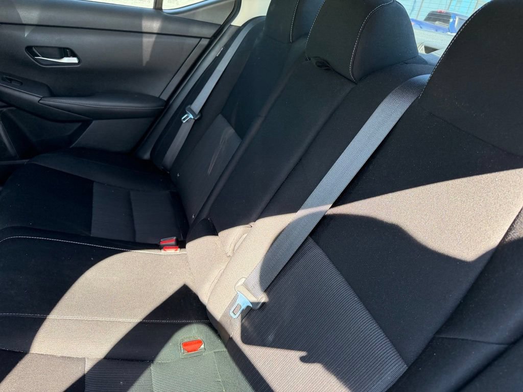 Used 2021 Nissan Sentra SV FWD image 9