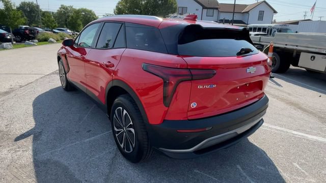 Used 2024 Chevrolet Blazer EV LT AWD/4WD image 8