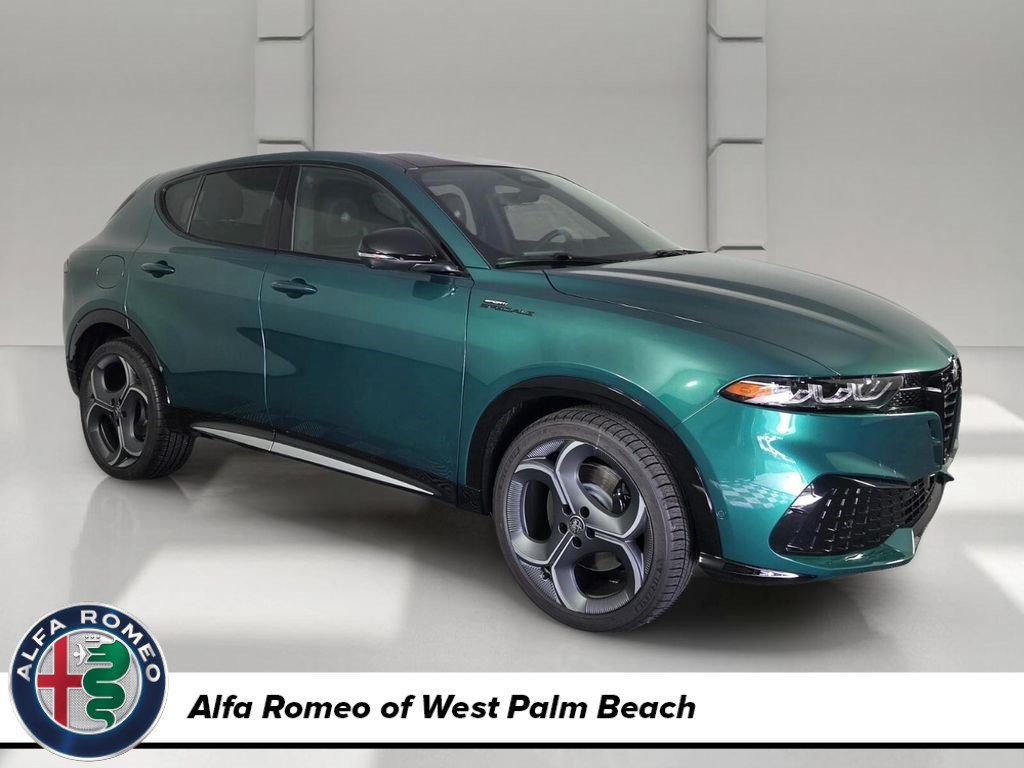 New 2026 Alfa Romeo Tonale w/ Active Assist Package