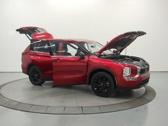 Used 2023 Mitsubishi Outlander Ralliart AWD/4WD image 10