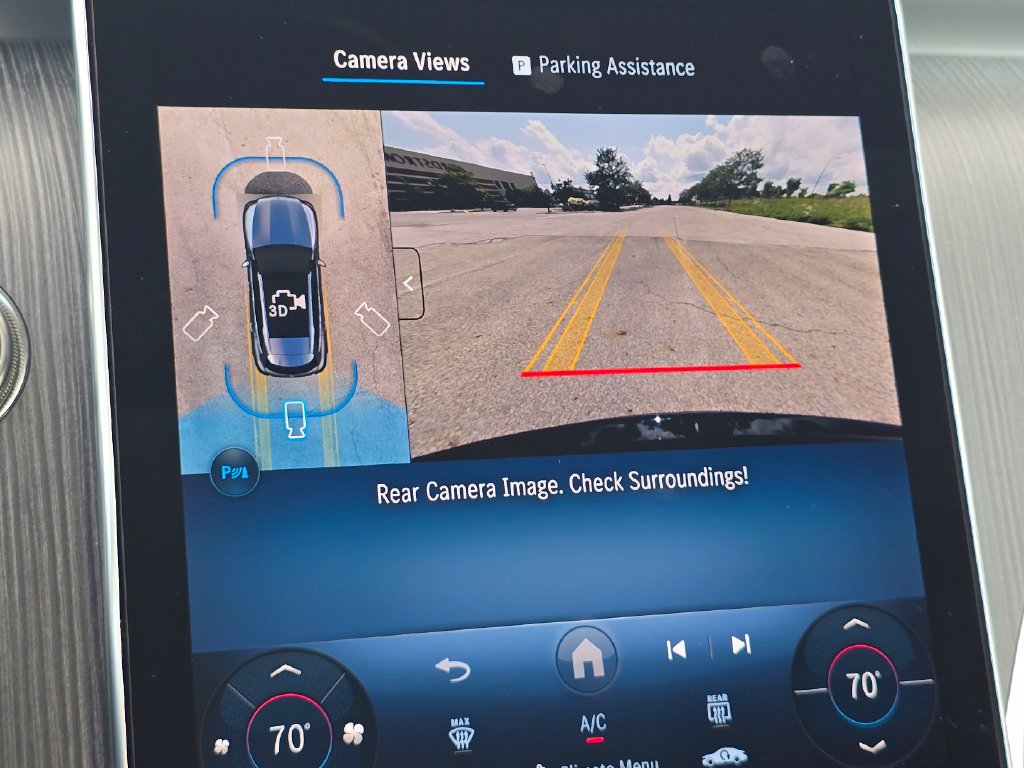 Certified 2026 Mercedes-Benz GLC 300 4MATIC image 9