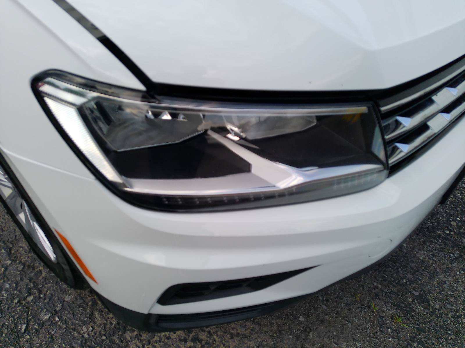 Used 2018 Volkswagen Tiguan SE w/ Panoramic Sunroof Package AWD/4WD image 49